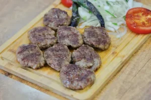 Köfte — Lezzet Köftecisi
